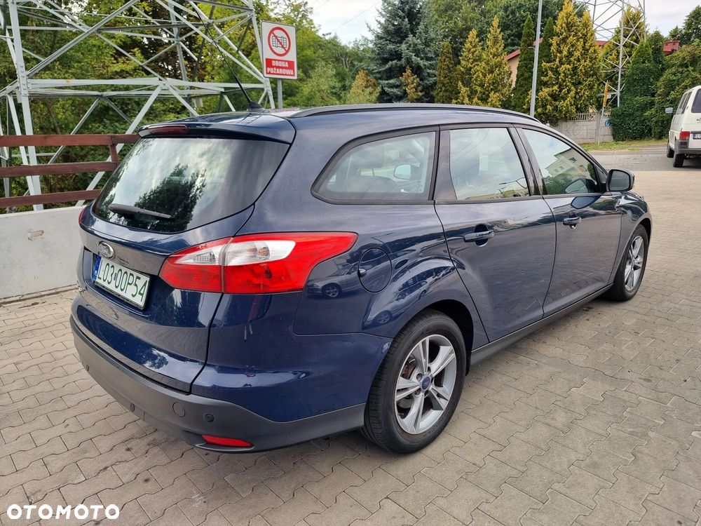 Ford Focus 1.6 TDCi DPF SYNC Edition - 4