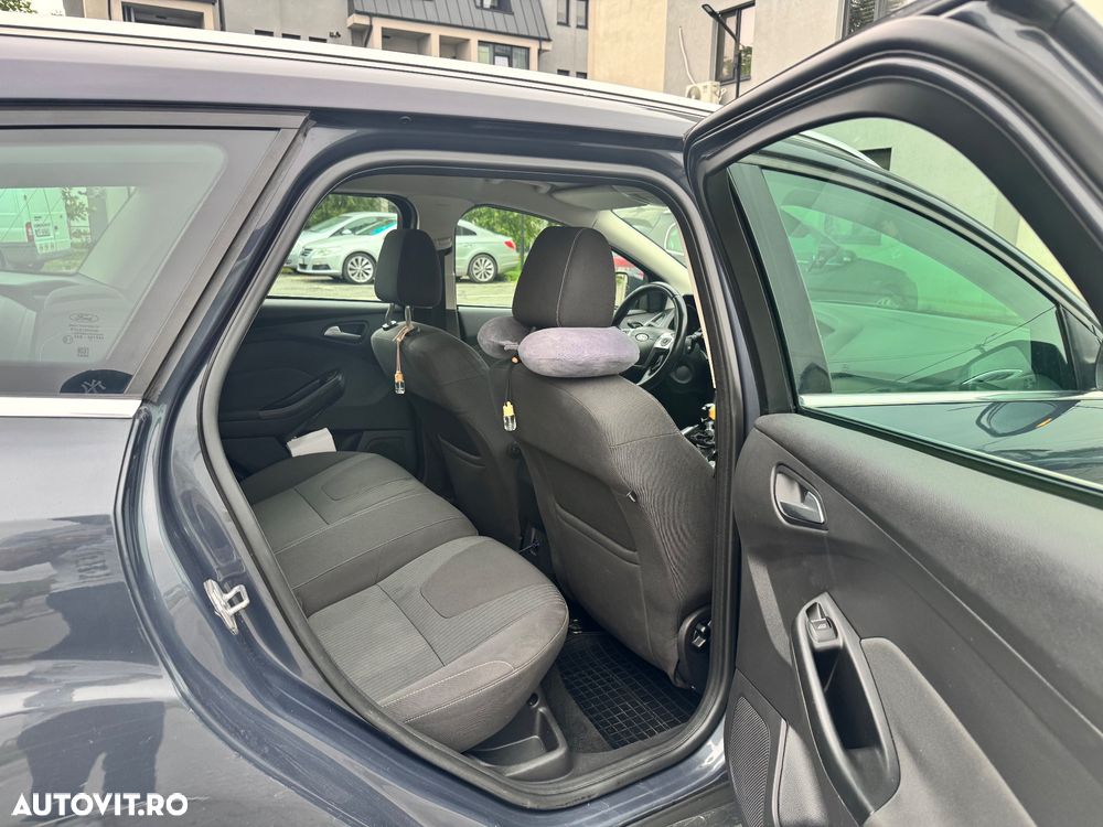 Ford Focus 1.6 TDCI DPF Titanium - 5