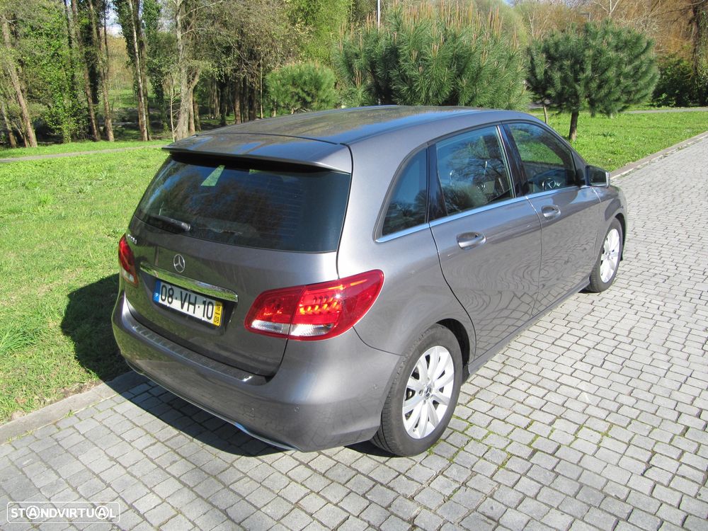Mercedes-Benz B 180 d Urban - 8
