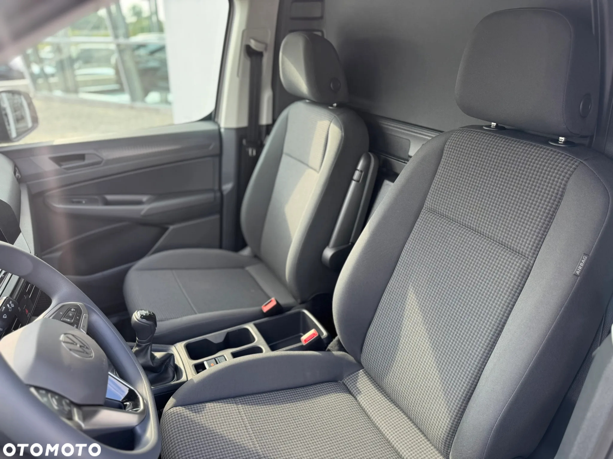 Volkswagen Caddy Maxi Cargo - 14