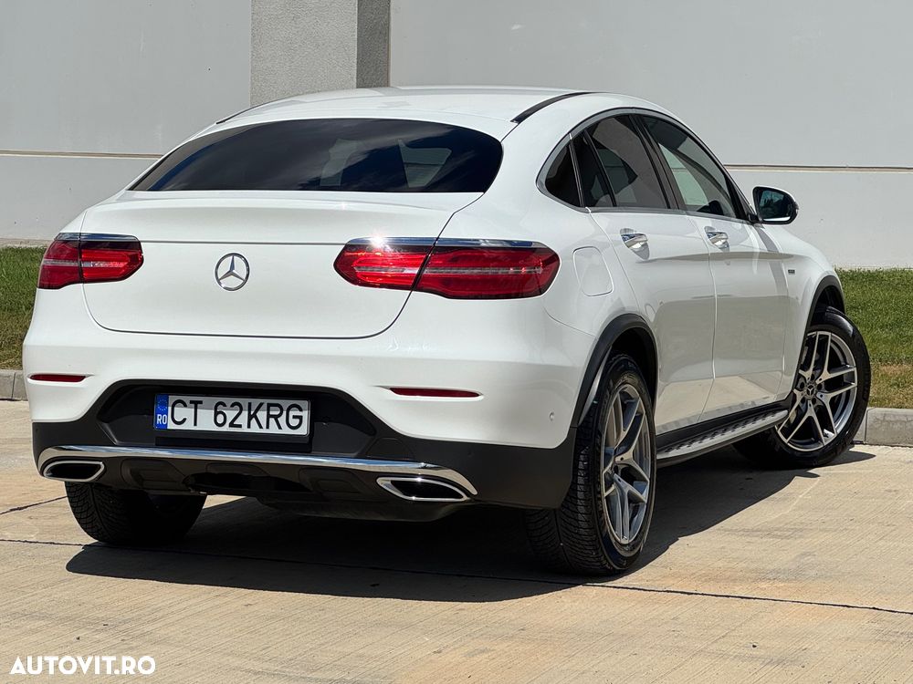 Mercedes-Benz GLC - 32