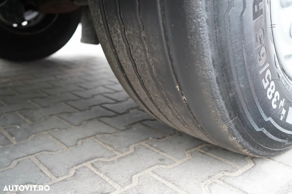 Fruehauf CORTINĂ / STANDARD / LIFT / BALCĂ PODEA PUTERNICĂ / AXĂ RIDICATĂ - 28