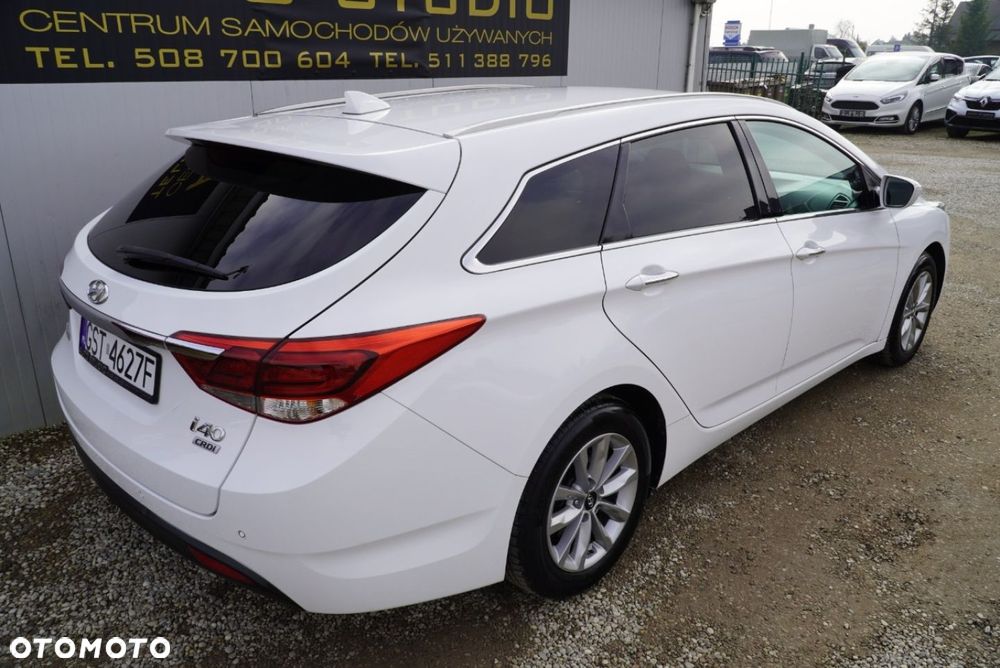Hyundai i40 1.7 CRDi Comfort + - 37