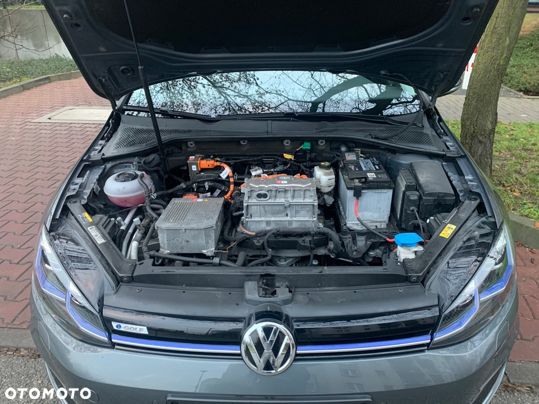 Volkswagen Golf e-Golf - 9