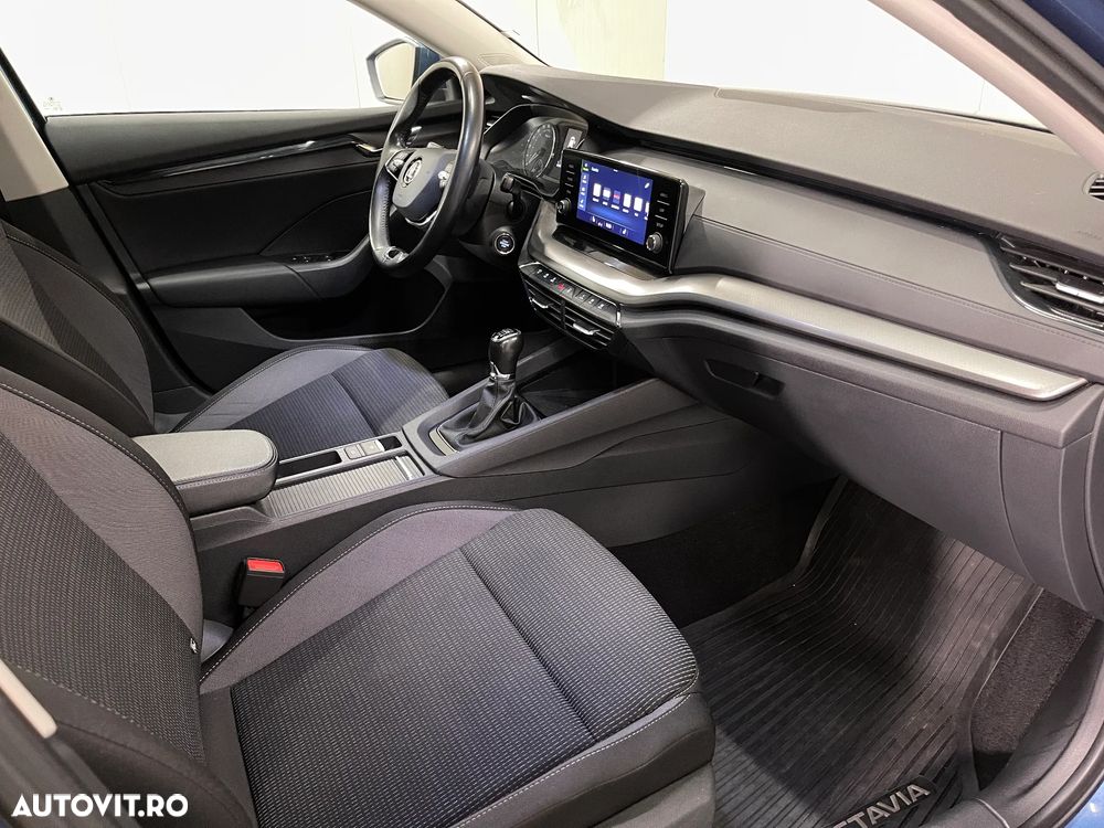 Skoda Octavia 2.0 TDI Ambition - 10