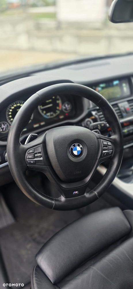 BMW X4 xDrive20d Advantage - 32
