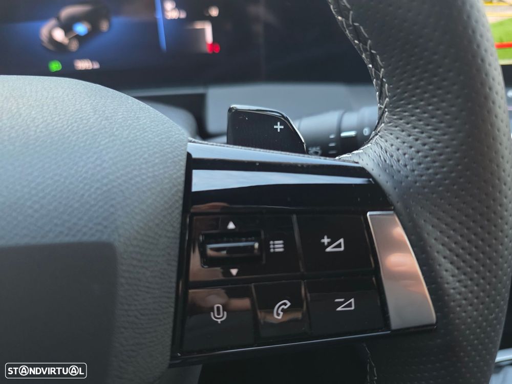 Opel Astra Sports Tourer - 28