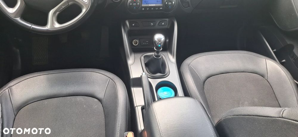 Hyundai Tucson 2.0 CRDI 4WD Style - 14