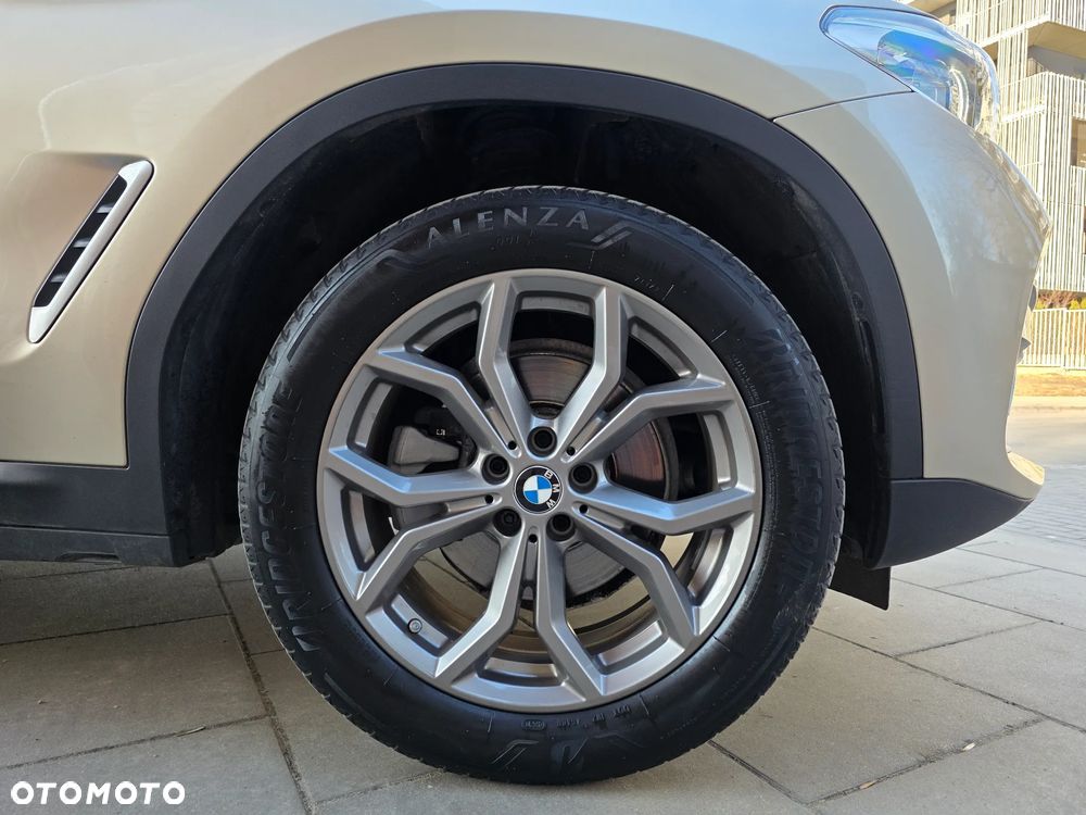 BMW X4 xDrive20i xLine sport - 37