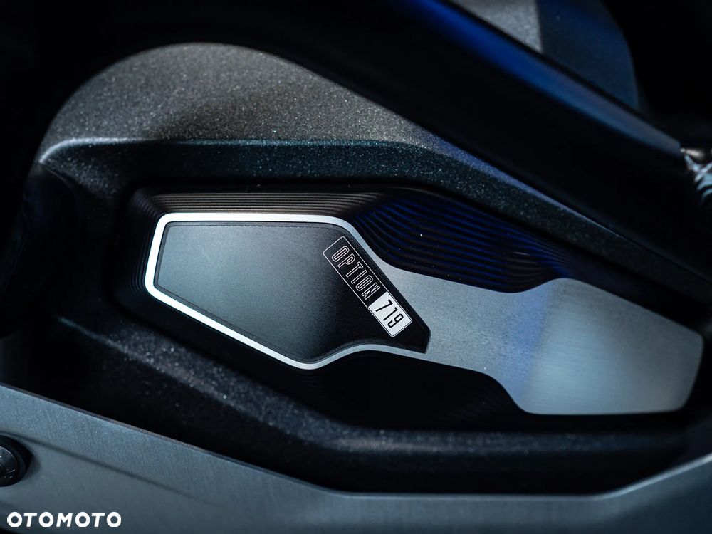 BMW R - 16