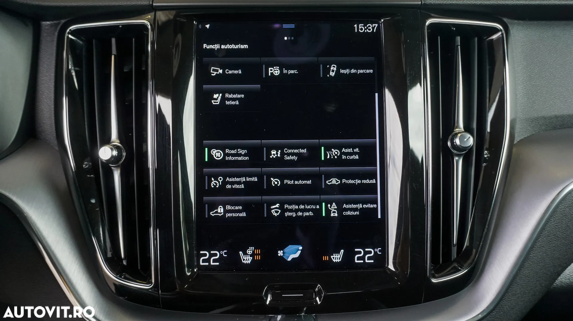 Volvo XC 60 B4 D AWD Geartronic Momentum - 12