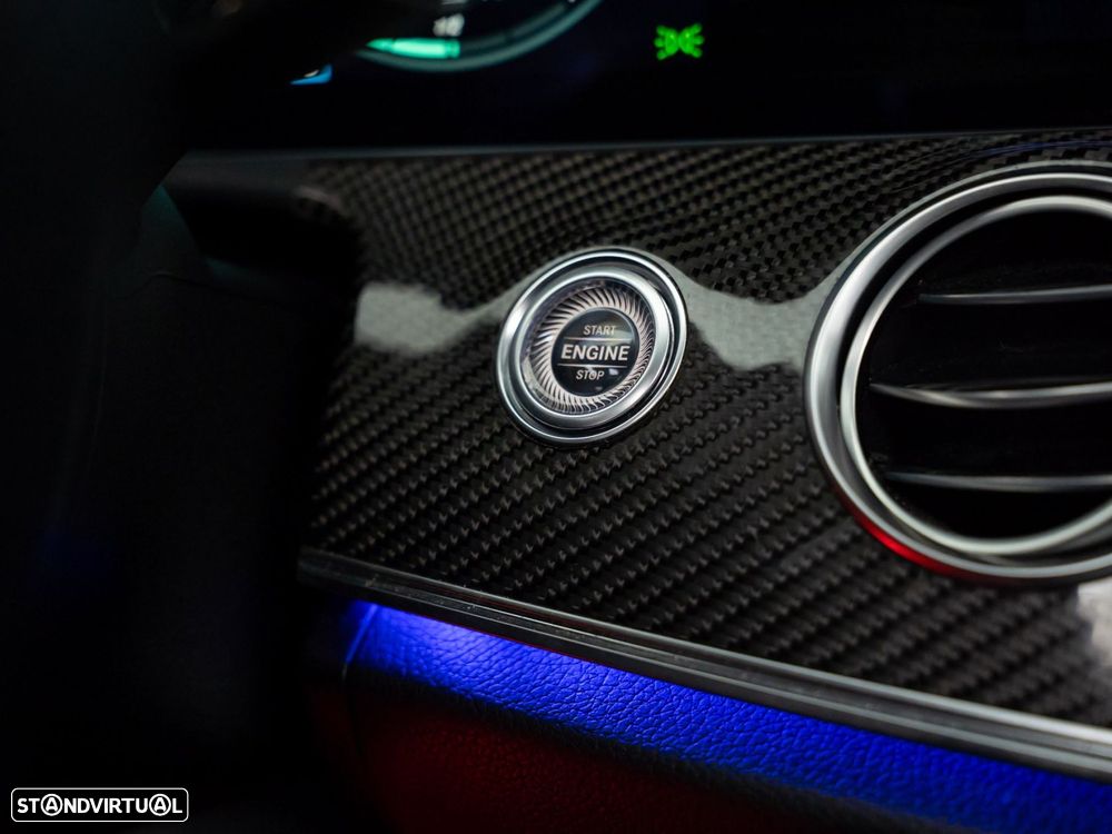 Mercedes-Benz E 300 de AMG Line - 27