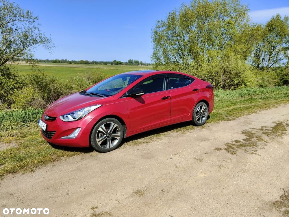 Hyundai Elantra 1.8 GLS - 9