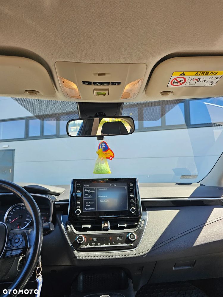 Toyota Corolla 1.6 Comfort - 18