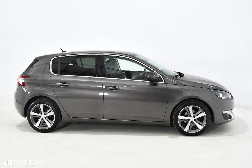 Peugeot 308 - 4