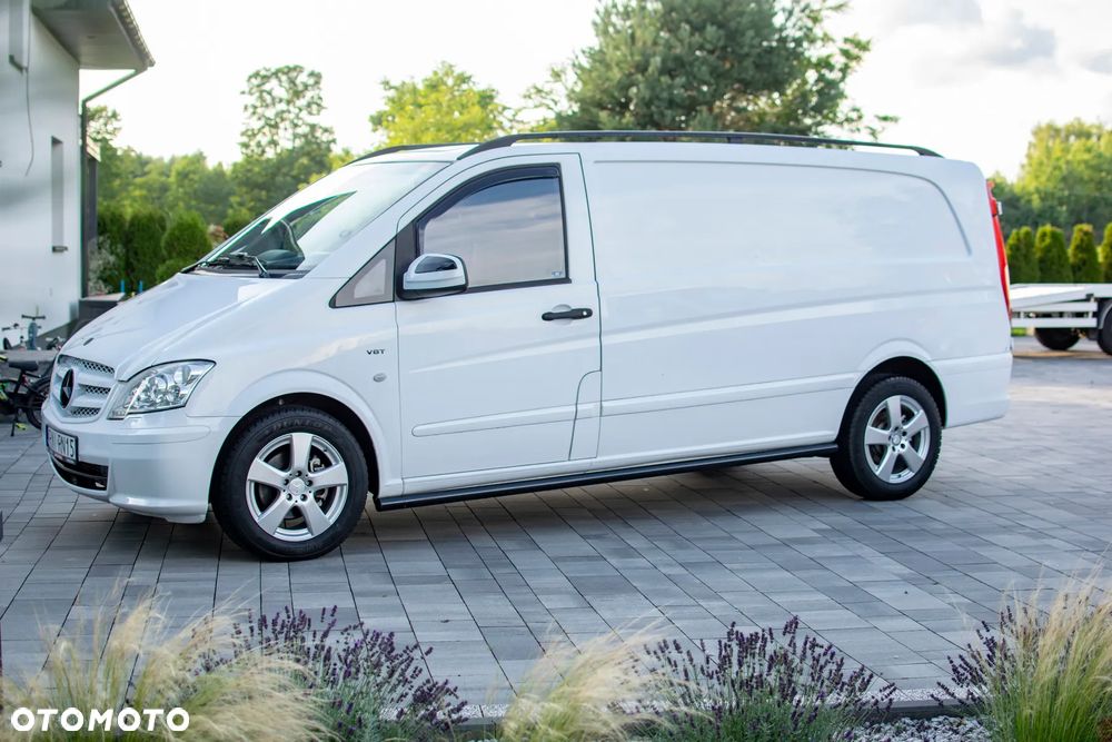 Mercedes-Benz VITO 122 - 25