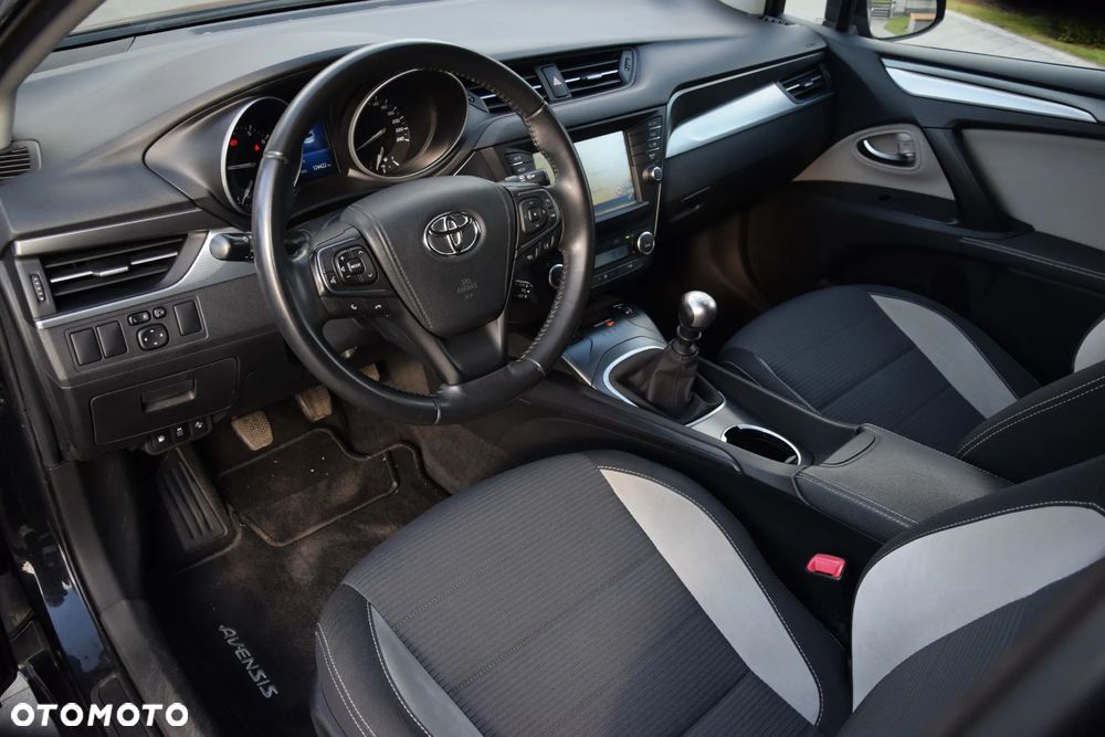 Toyota Avensis 1.8 Edition (2014) - 18
