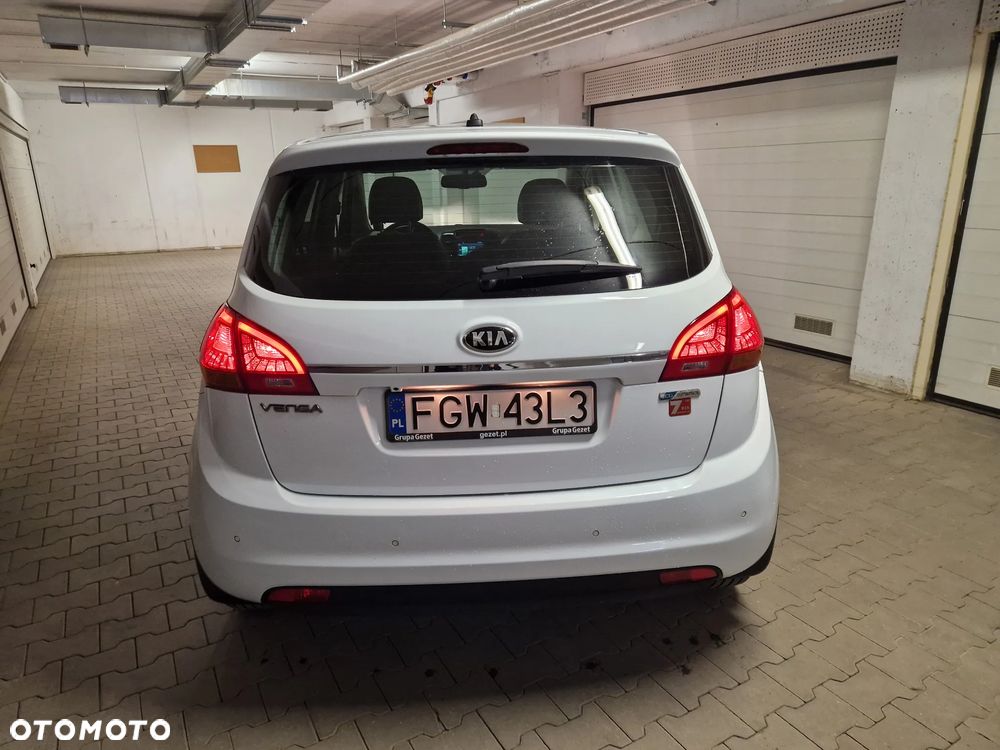 Kia Venga 1.6 M - 6