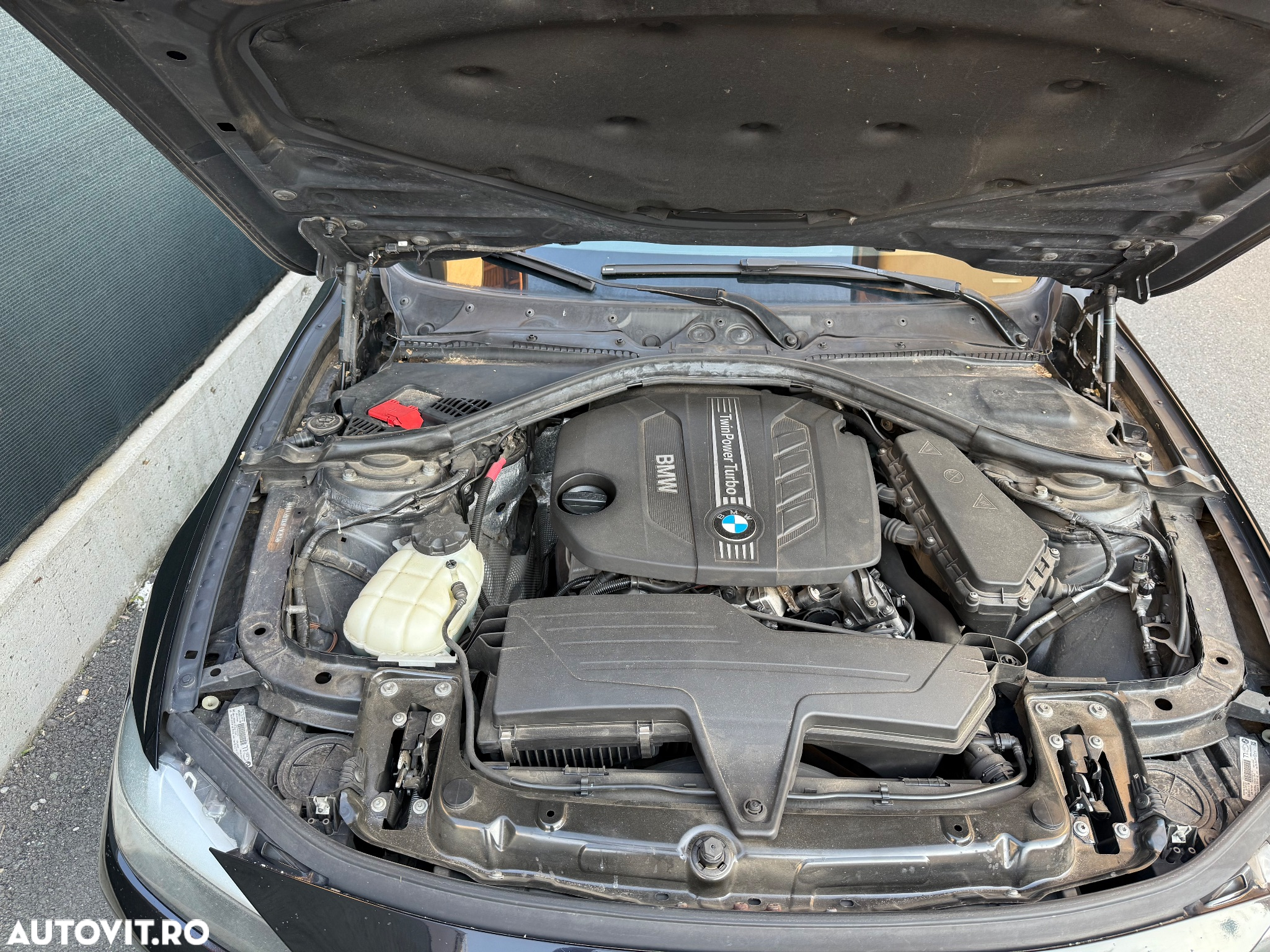 BMW Seria 3 320d - 16