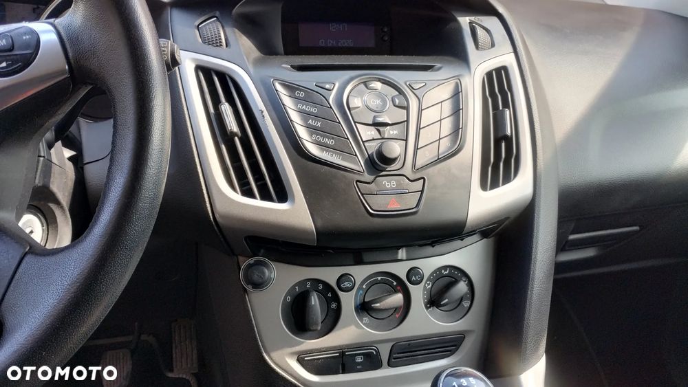 Ford Focus 1.6 Ambiente - 7