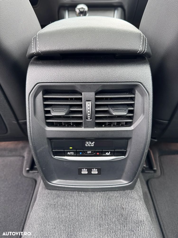 BMW Seria 3 330e xDrive Aut. Sport Line - 14