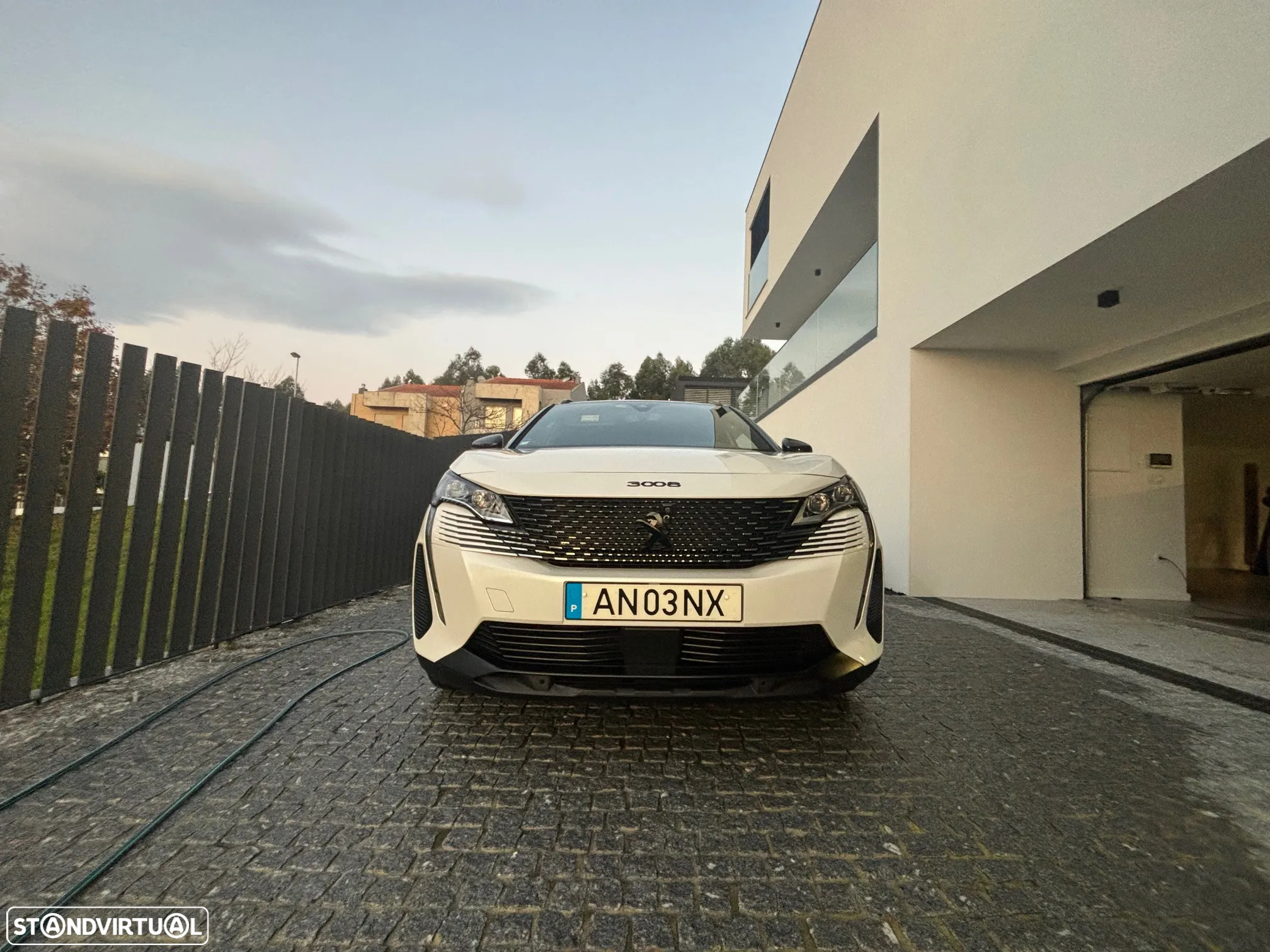 Peugeot 3008 1.6 Hybrid GT Pack e-EAT8 - 2
