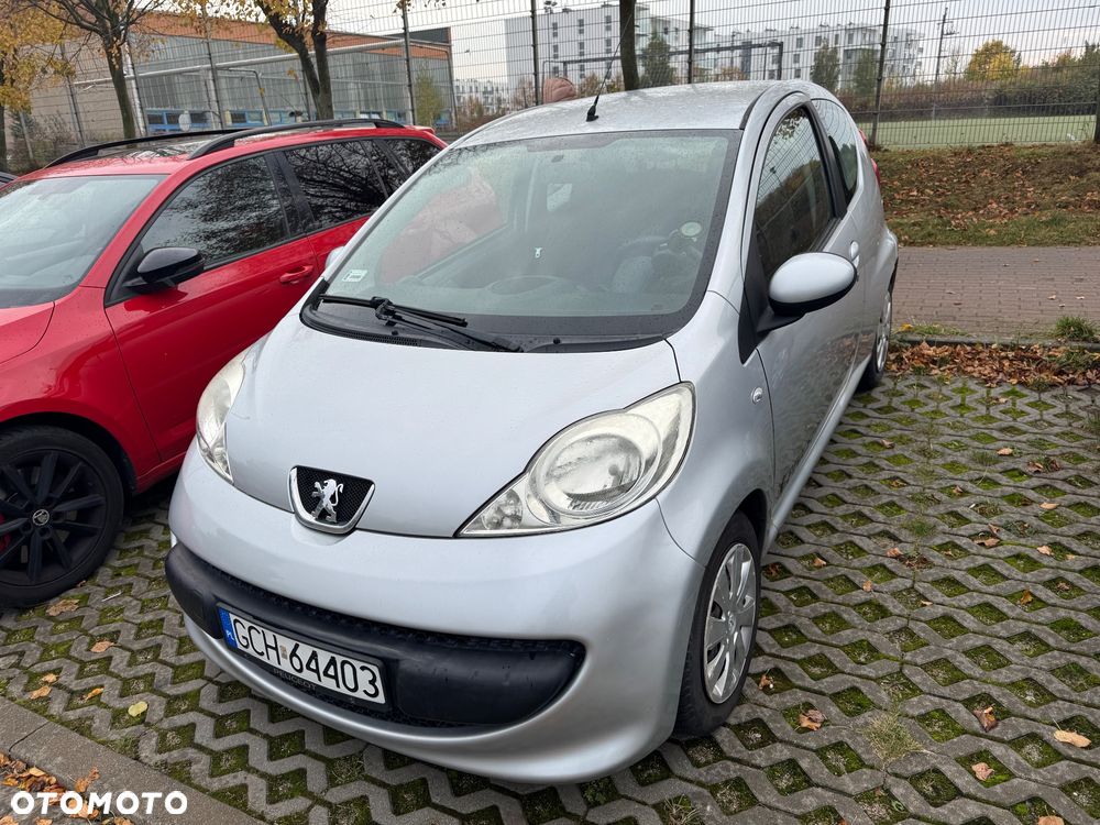 Peugeot 107 1.0 Trendy 2-Tronic - 2