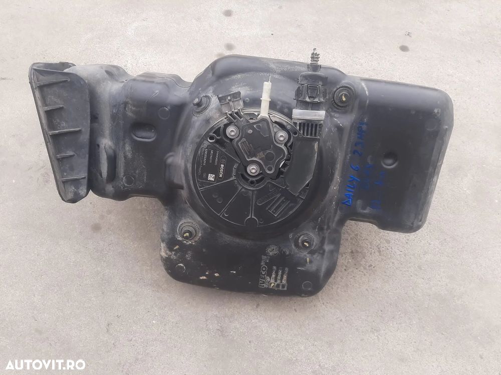Vas rezervor adblue cu pompa f1agl411d 2.3 d euro 6 iveco daily 6 5802327987 0444040035 5802465111 - 1