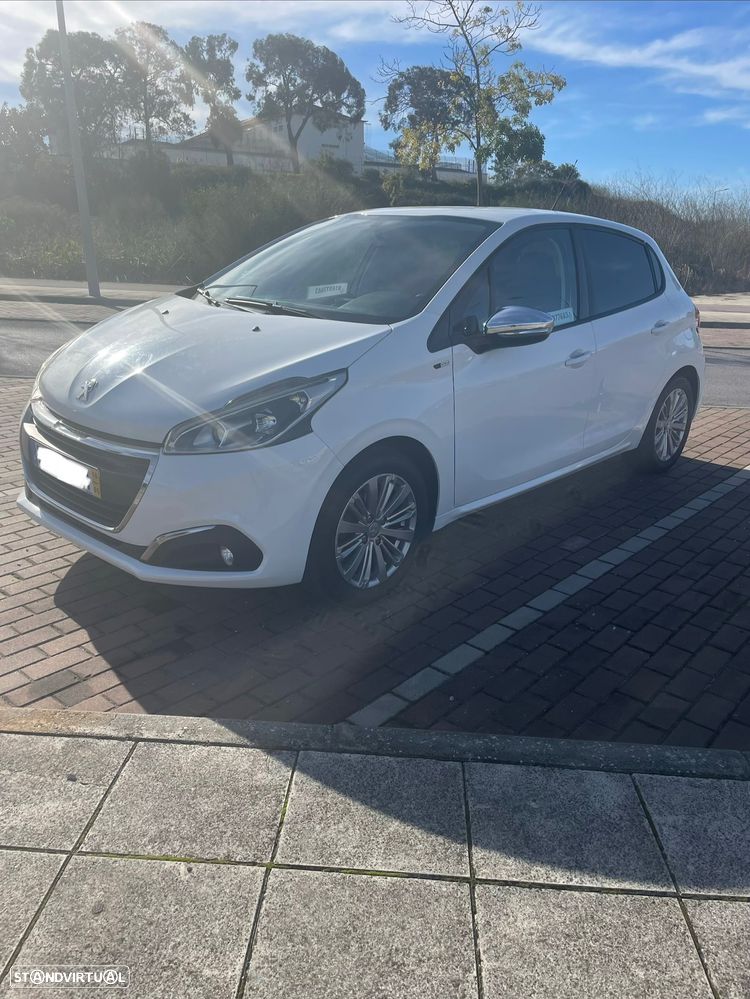 Peugeot 208 1.2 VTi SE Style - 2