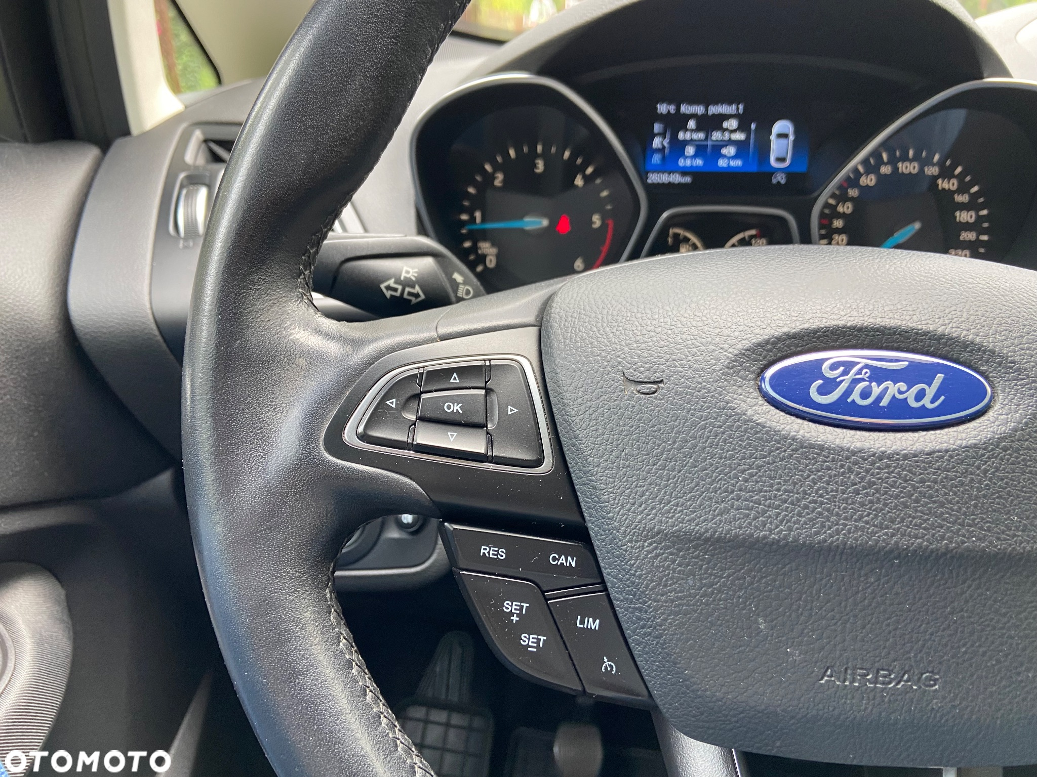 Ford Grand C-MAX - 28