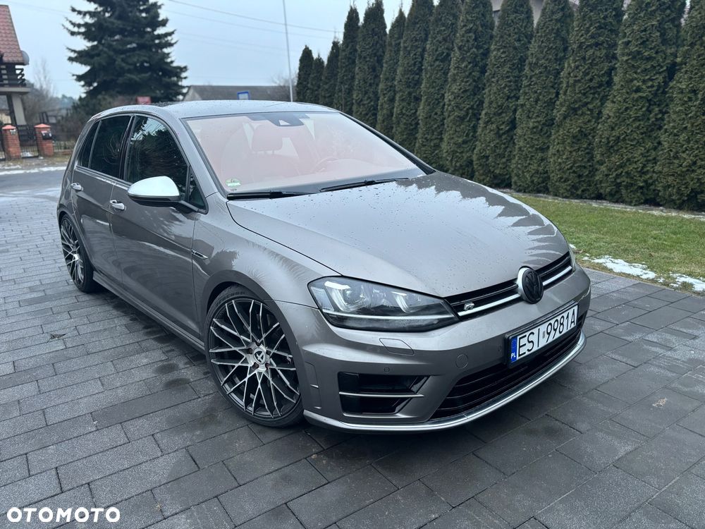 Volkswagen Golf - 11