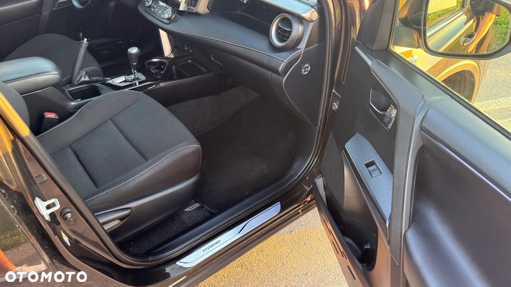 Toyota RAV4 Hybrid Premium 4x2 - 22