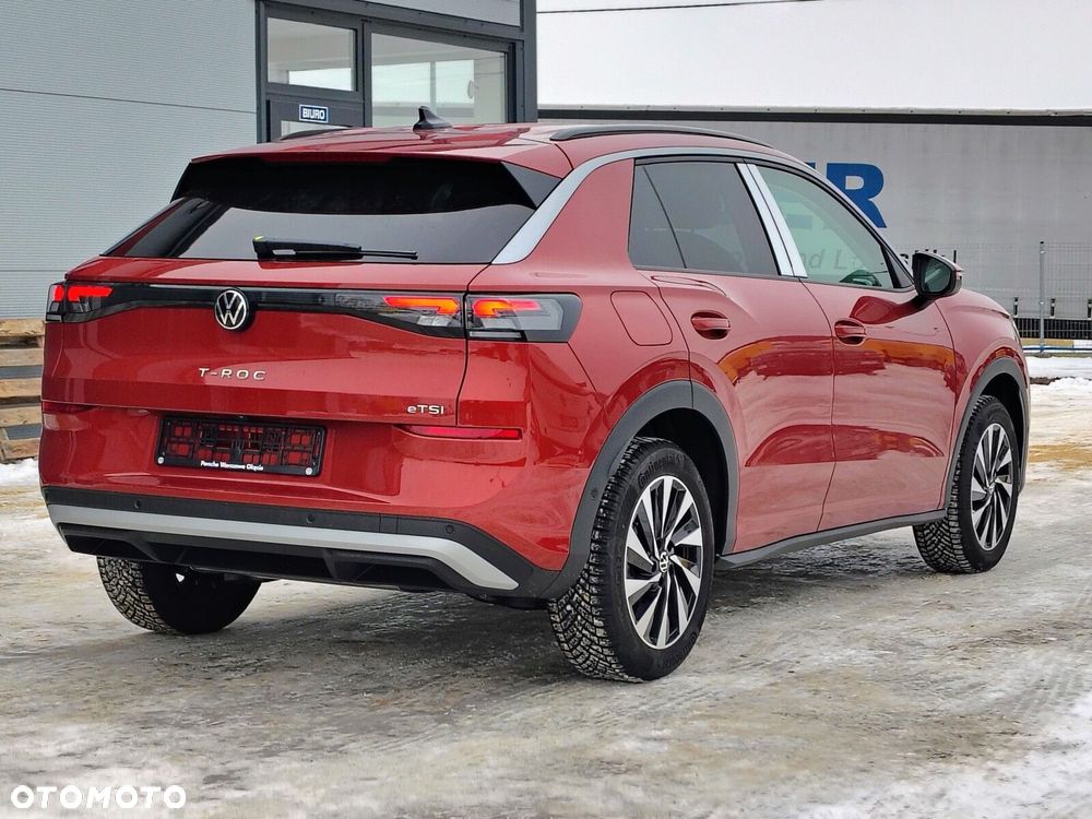 Volkswagen T-Roc - 8