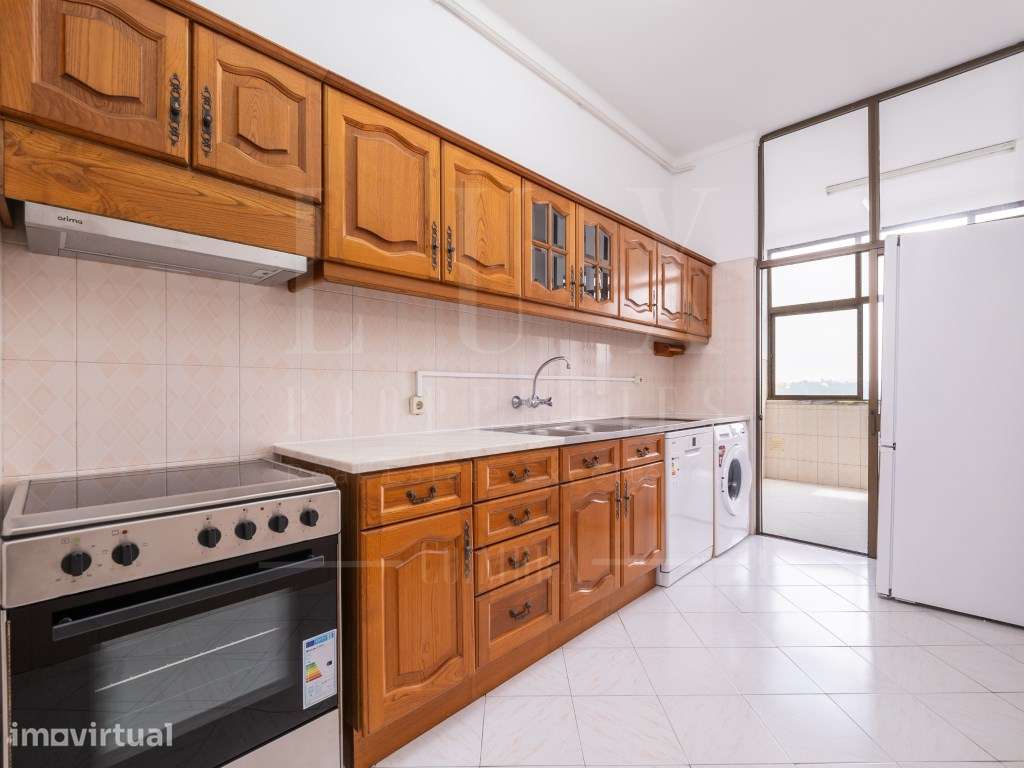 ARRENDAMENTO | Apartamento T1 | Rua Brigadeiro Correia Cardoso, Coi... - Grande imagem: 2/20