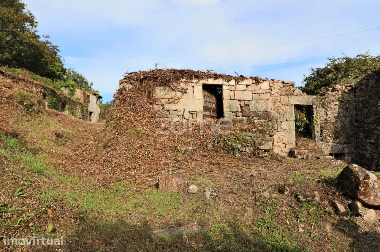 Ruína T2 em Touvedo - Ponte da Barca - Grande imagem: 2/16
