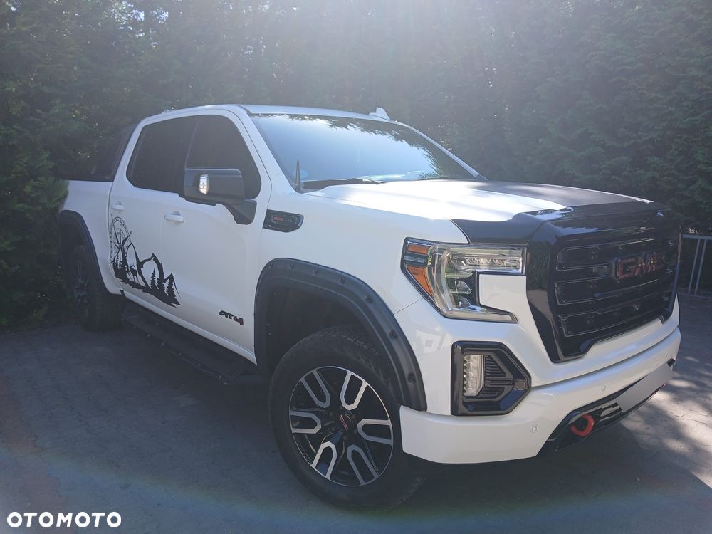 GMC Sierra - 9