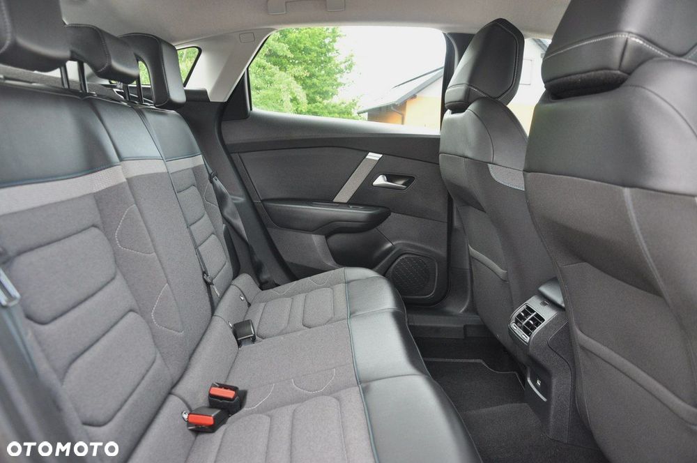 Citroën C4 1.2 PureTech Shine S&S - 15