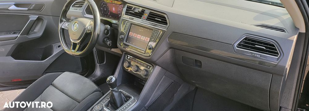 Volkswagen Tiguan - 8