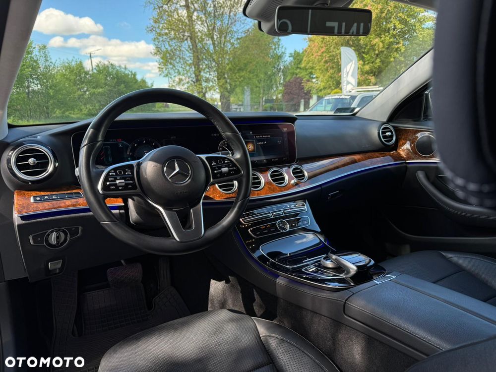 Mercedes-Benz Klasa E 400 d 4Matic 9G-TRONIC Exclusive - 11