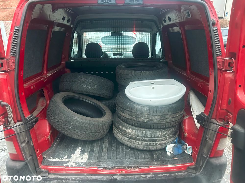 Peugeot PARTNER - 16