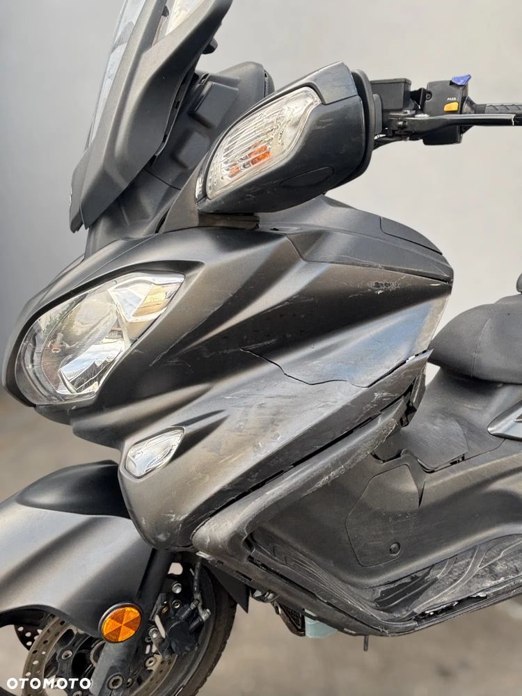 Suzuki Burgman - 10