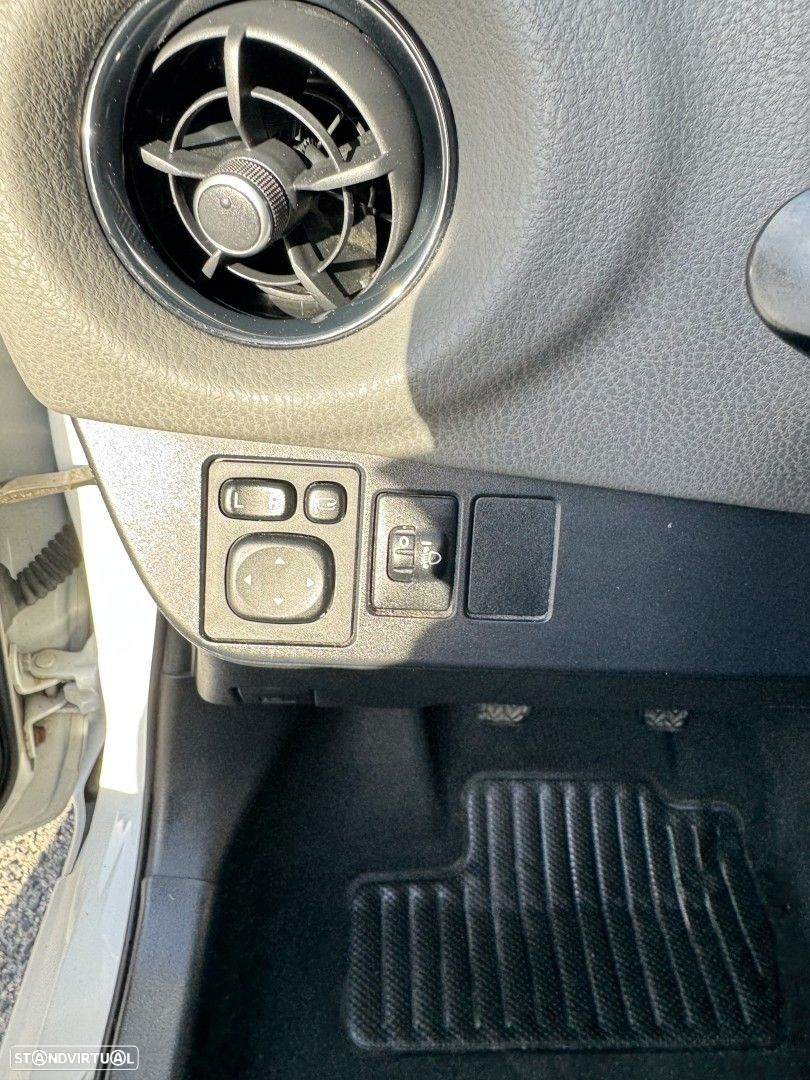 Toyota Yaris 1.0 VVT-i Comfort - 13