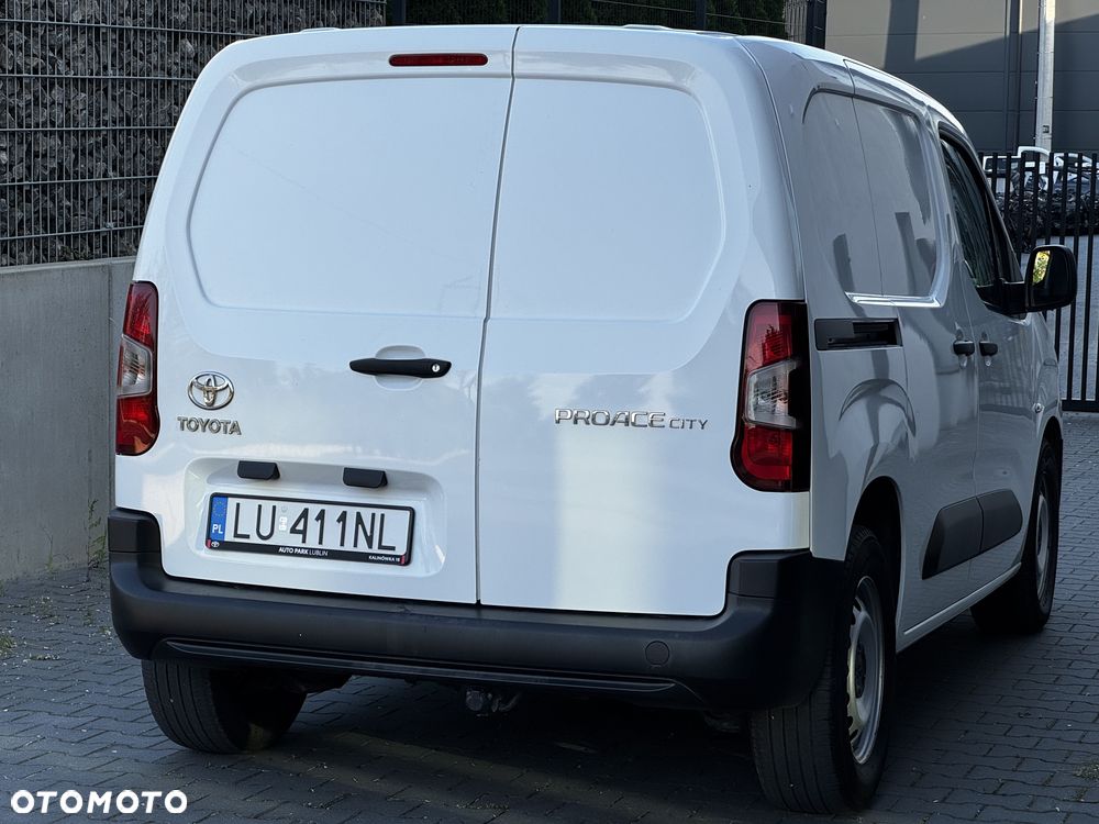 Toyota Proace City - 7