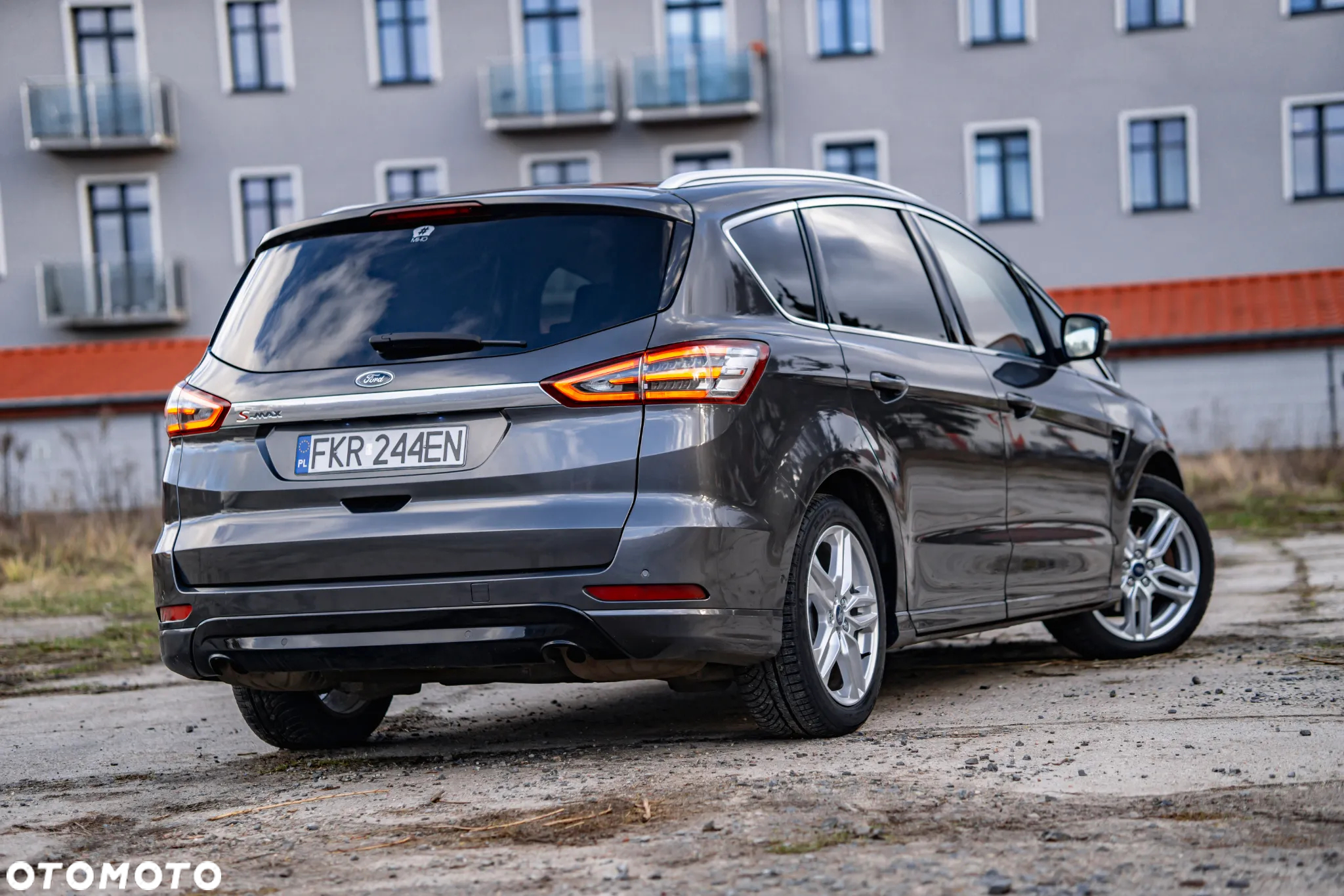 Ford S-Max 2.0 TDCi Titanium - 15