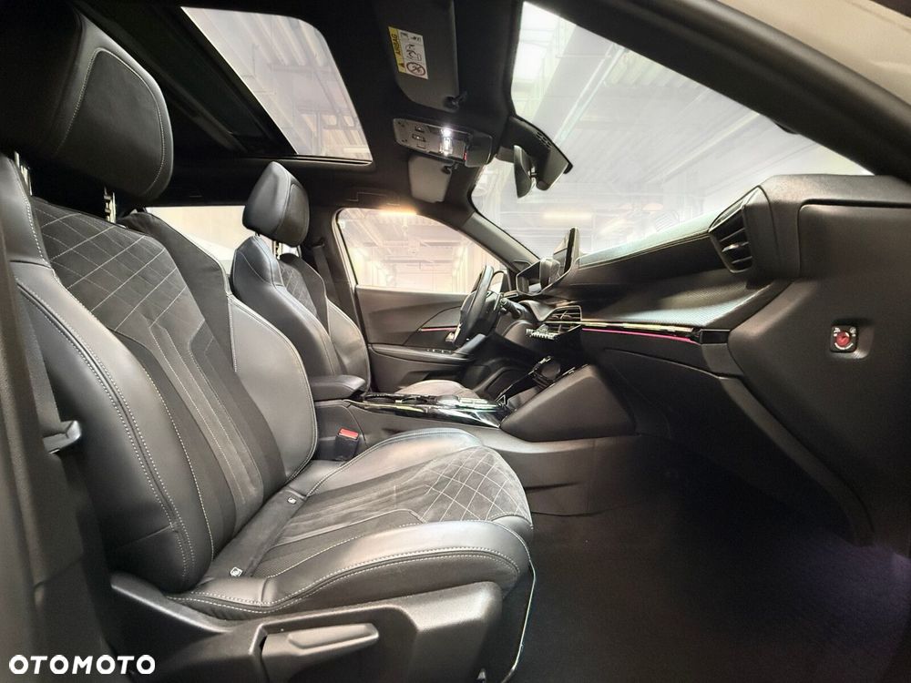 Peugeot 2008 1.2 PureTech GT Line S&S EAT8 - 21