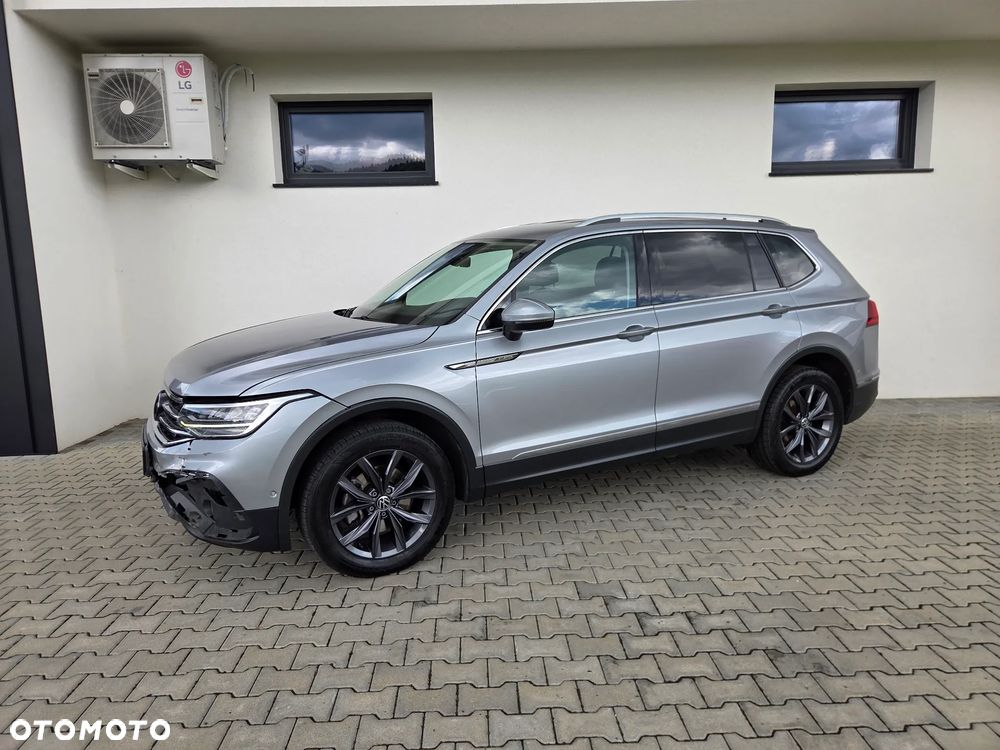 Volkswagen Tiguan Allspace - 17