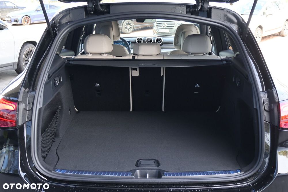 Mercedes-Benz GLC - 8
