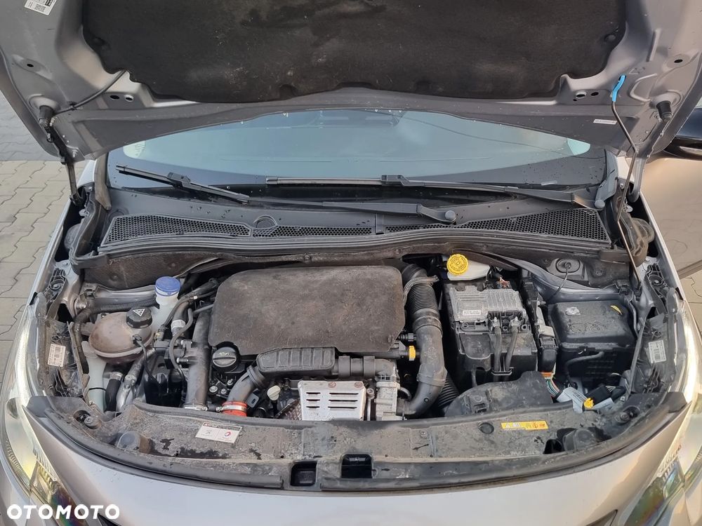 Peugeot 2008 - 24