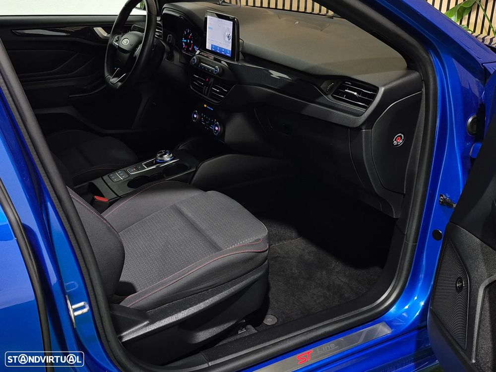 Ford Focus 1.5 TDCi ECOBlue ST-Line X Aut. - 34