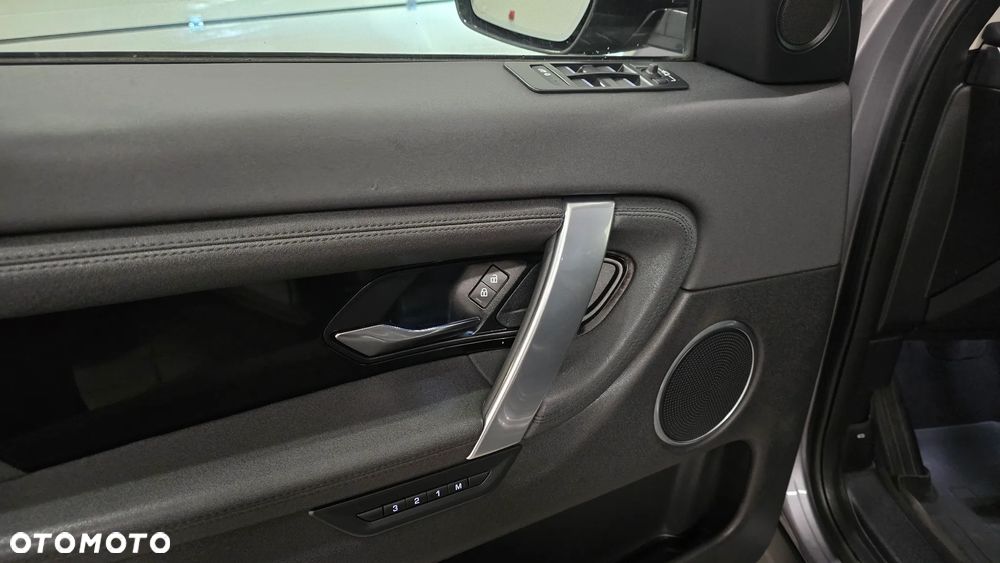 Land Rover Discovery Sport D200 Dynamic S - 11